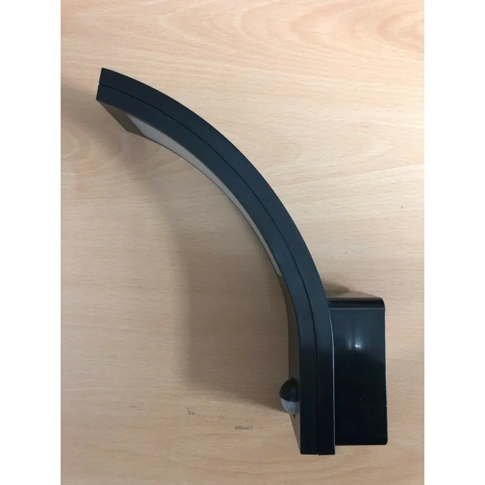 LED black curved PIR wall lamp 10W, Motion detector, IP54, 4000K Daylight UKEW