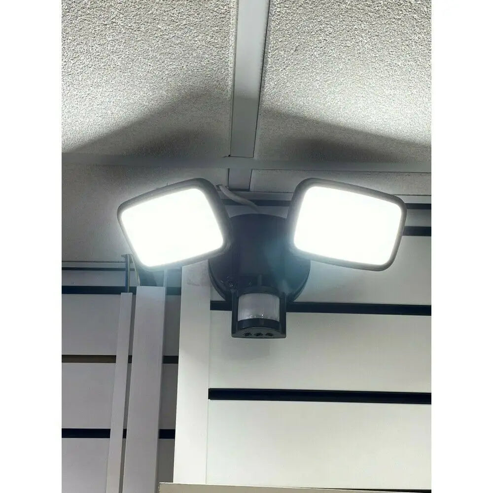 Powerful FloodLight IP65 very bright Security 30W PIR sensor twin garden outdoor UKEW