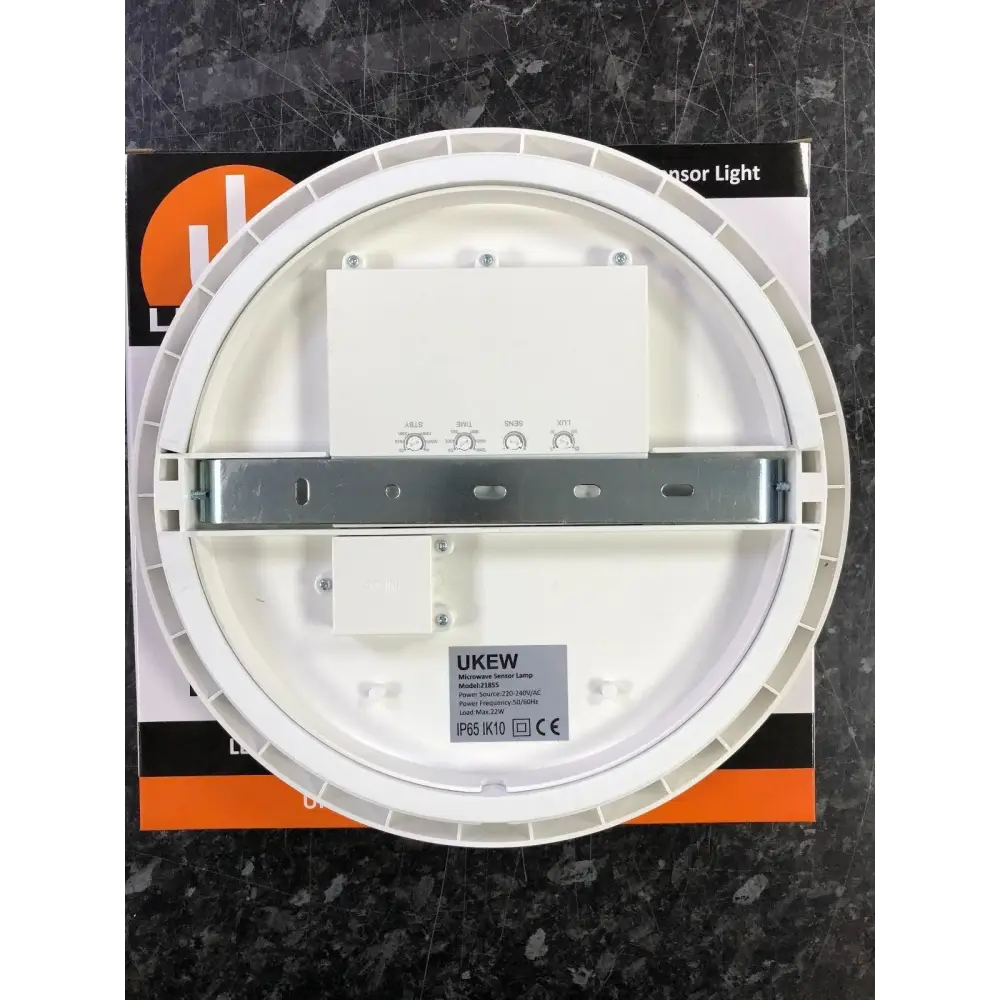 22w Ultra slim thin bulkhead LED microwave sensor Light, IP 65, IK10, 4000K UKEW®