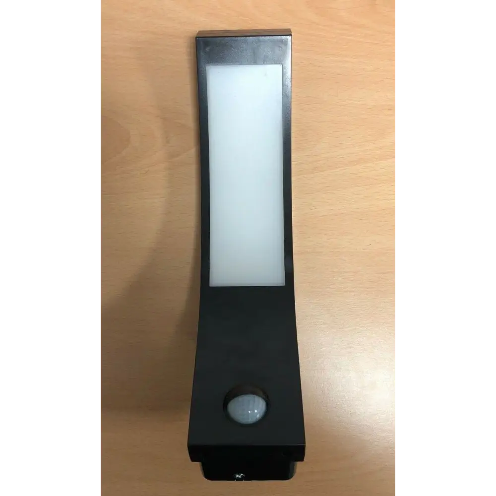 LED black curved PIR wall lamp 10W, Motion detector, IP54, 4000K Daylight UKEW